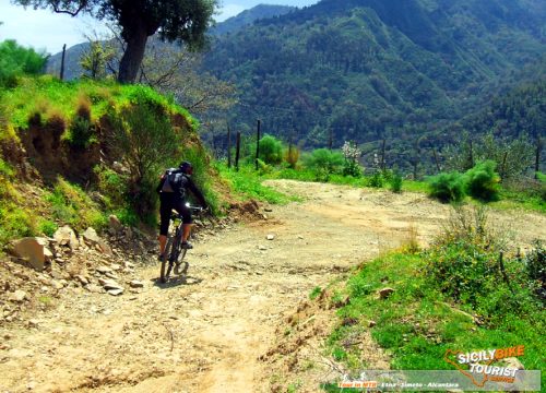 Esperienze Mountain Biking - Alcantara River MTB Tour - © Sicily Bike Tourist Service 06