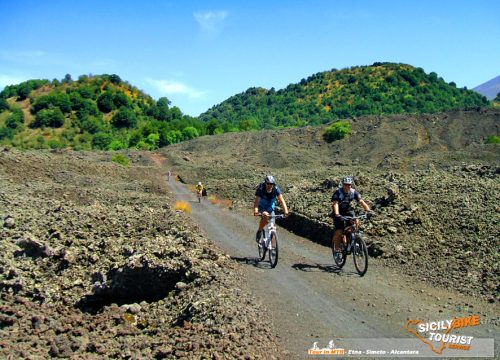 Esperienze Mountain Biking - Etna Mountain Bike Tour_full_day - © Sicily Bike Tourist Service 05