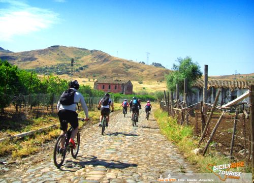 Esperienze Mountain Biking - Simeto in MTB - © Sicily Bike Tourist Service 06